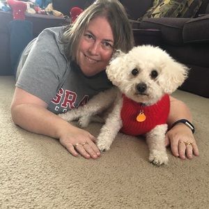 Meet your Posher, Laurie